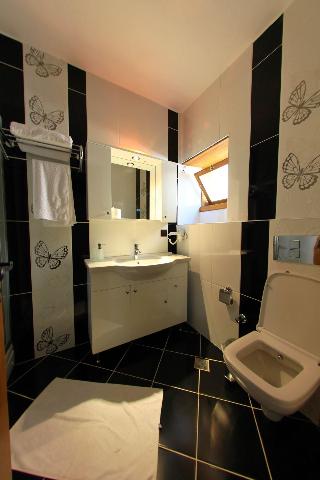 Bacchus Pension