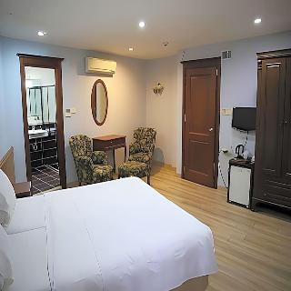 Basileus Hotel