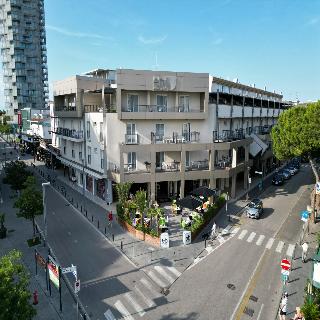 Eden Hotel