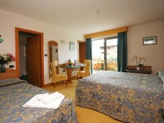 General view
 di Hotel Ambassador Suite