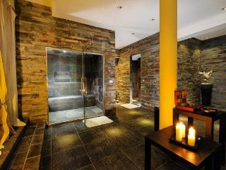 Hotel Life, Rimini