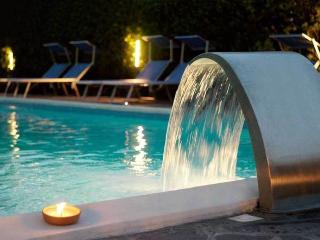 Hotel Life, Rimini