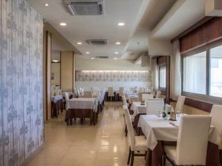 Hotel Life, Rimini
