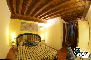 Hotel La Luna, Lucca