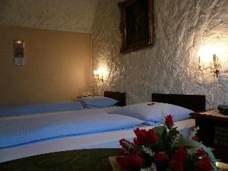 Am Hallenbad  Garni Hotel, Dusseldorf