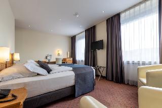 Room thumbnail 1