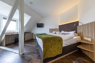 Room thumbnail 10