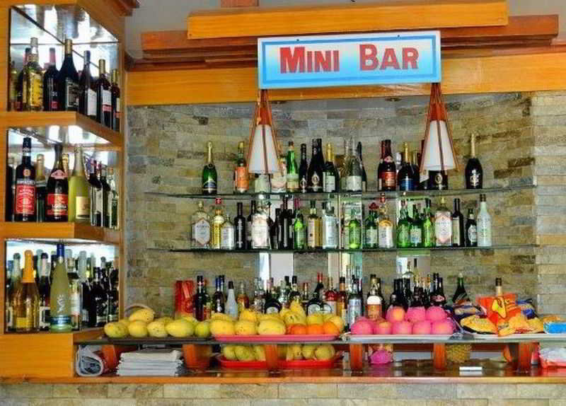 Bar
 di Blue Corals Beach Resort