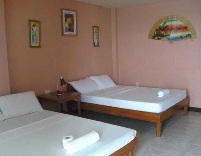 Room
 di Blue Corals Beach Resort