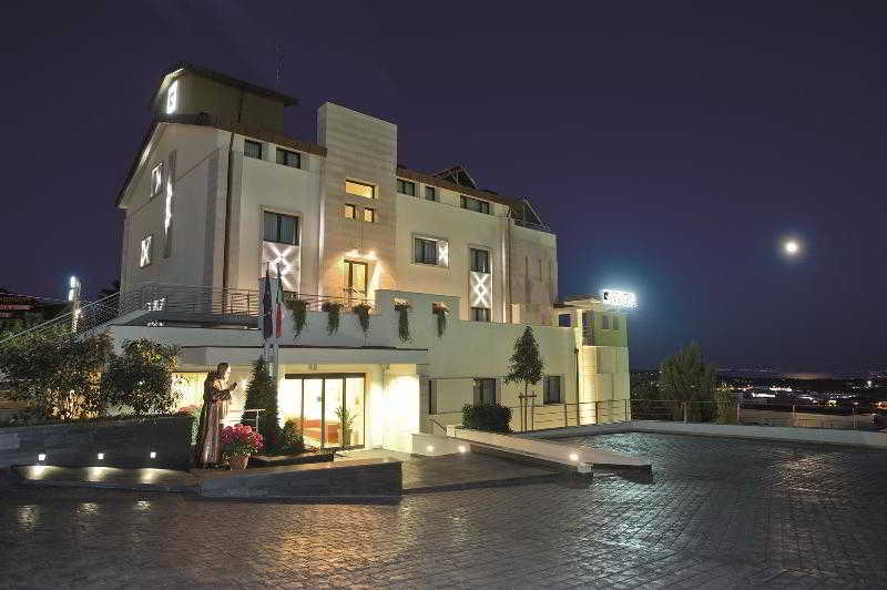 Vittoria Hotel, Puglia