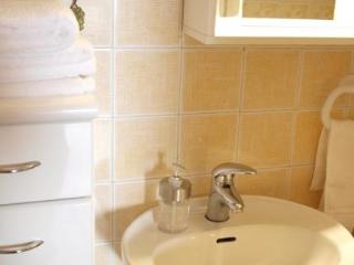 General view
 di The Divine II Studio Apartment