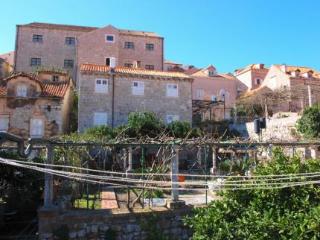 General view
 di The Divine III Apartment