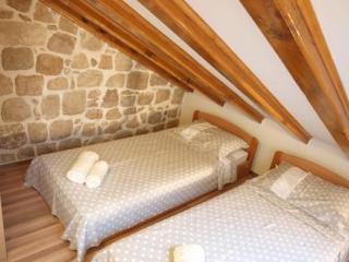 General view
 di The Divine III Apartment