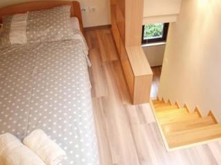 General view
 di The Divine III Apartment