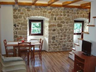 General view
 di The Divine III Apartment