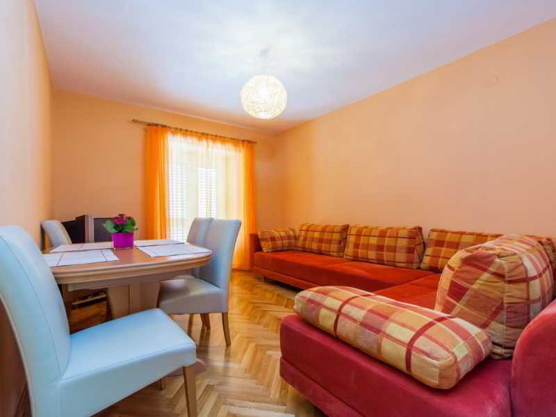 General view
 di Fishermans House BrseÃ?Âine