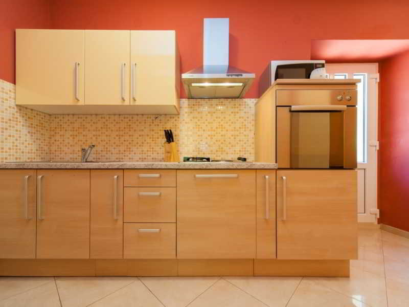 General view
 di Fishermans House BrseÃ?Âine