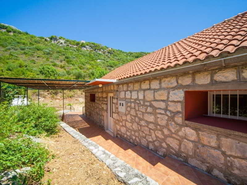 General view
 di Fishermans House BrseÃ?Âine