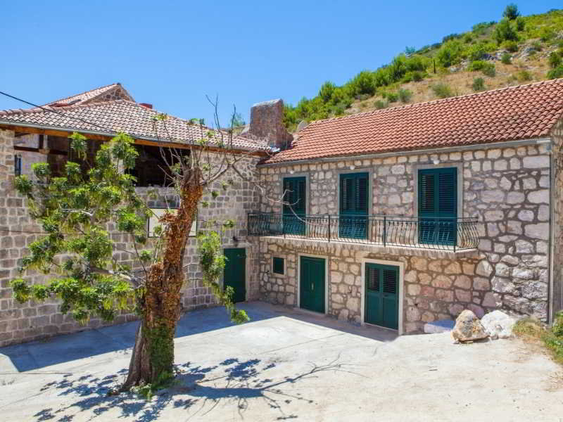 General view
 di Fishermans House BrseÃ?Âine