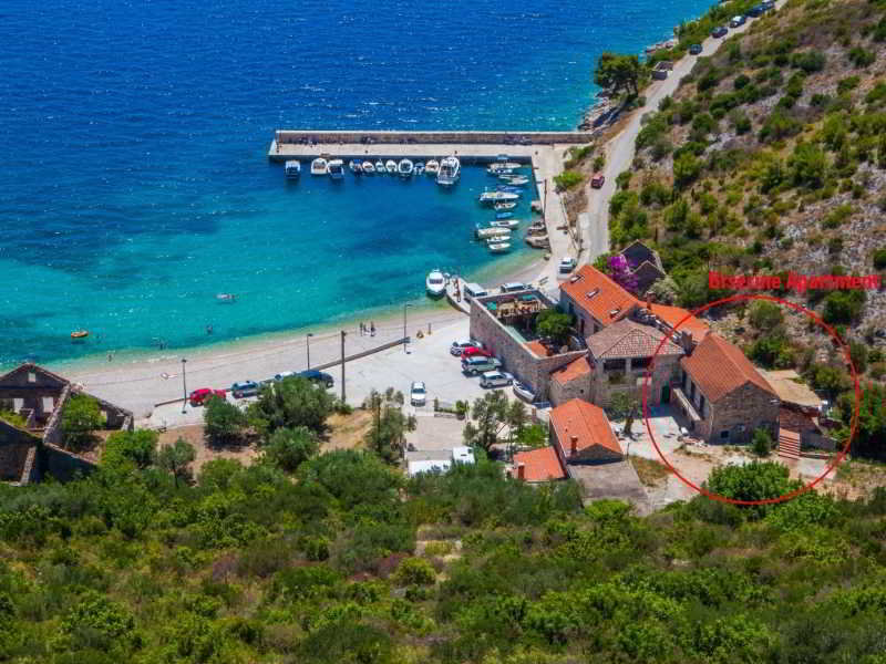 General view
 di Fishermans House BrseÃ?Âine