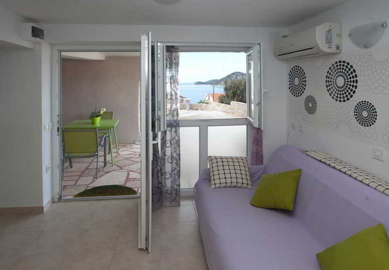 Room
 di Villa Ljubo Razanj