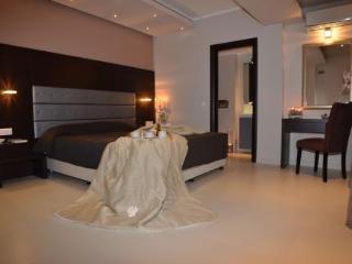 Room
 di Kymothoe Elite