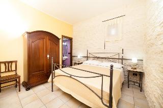 La Casa Di Plinio, Naples
