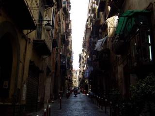 Le Mie Dimore, Naples