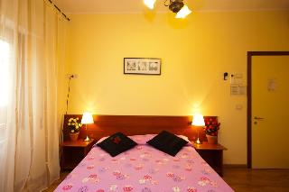 Pensione Bullicante, Rome