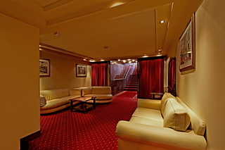 Motel Miami, Milan