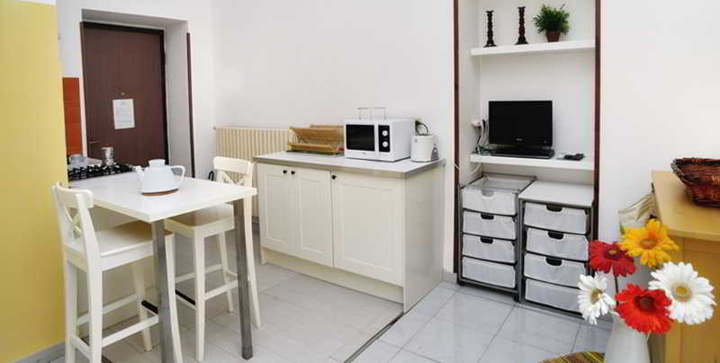 Camera Con Vista Apartments, Naples