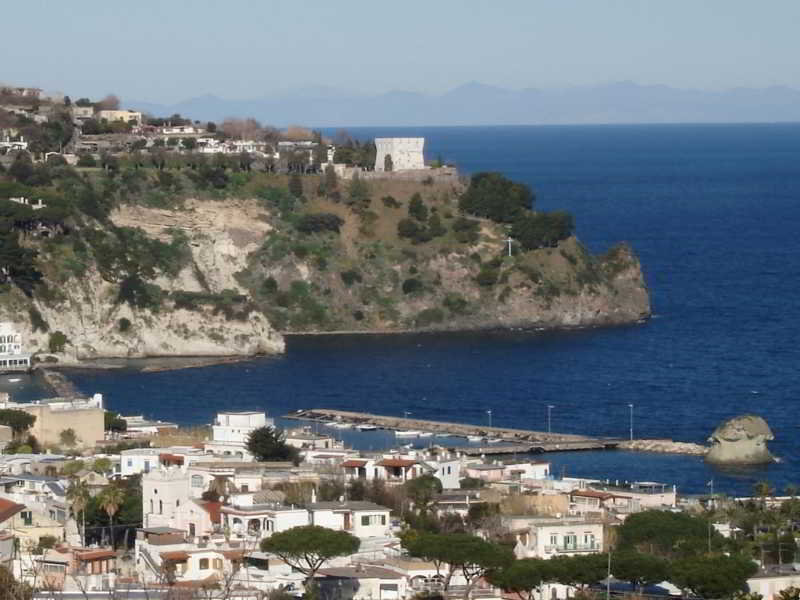 La Villa Pina, Ischia