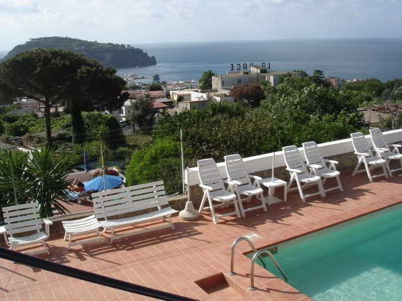 La Villa Pina, Ischia