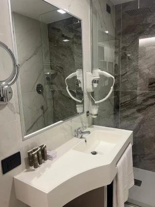 Room Room
