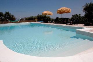 Isola Felice Trulli Sotto  Stelle, Puglia