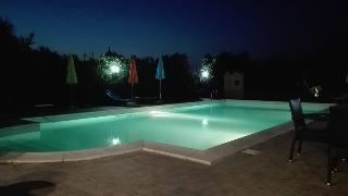 Isola Felice Trulli Sotto  Stelle, Puglia