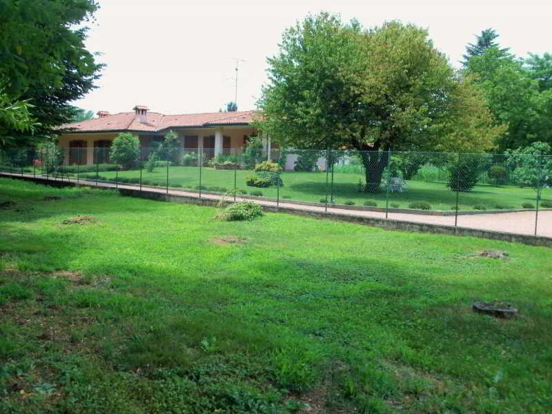 Bed&Breakfast Il Ciliegio Fiorito, Milan