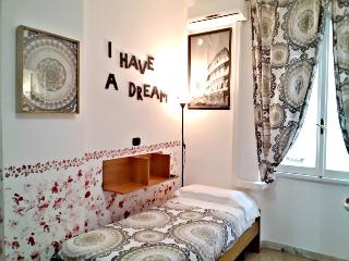 Domus De Angelis, Rome