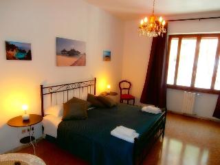 Domus De Angelis, Rome