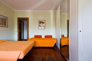 B&B Roma Appia Davila 25, Rome