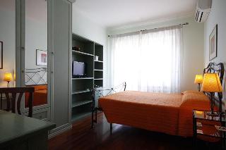 B&B Roma Appia Davila 25, Rome