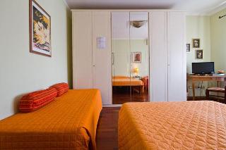 B&B Roma Appia Davila 25, Rome
