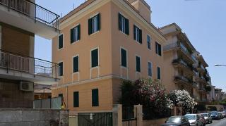B&B Roma Appia Davila 25, Rome