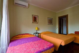 B&B Roma Appia Davila 25, Rome