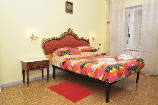 Bed And Kitchen Scriva, Rome