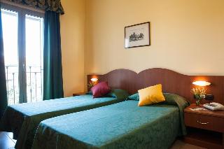 The Best Hotel, Milan