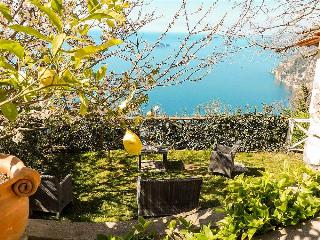 Bacio Del Sole, Amalfi Coast