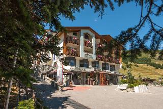 Lac Salin Spa & Mountain Resort, Italian Alps
