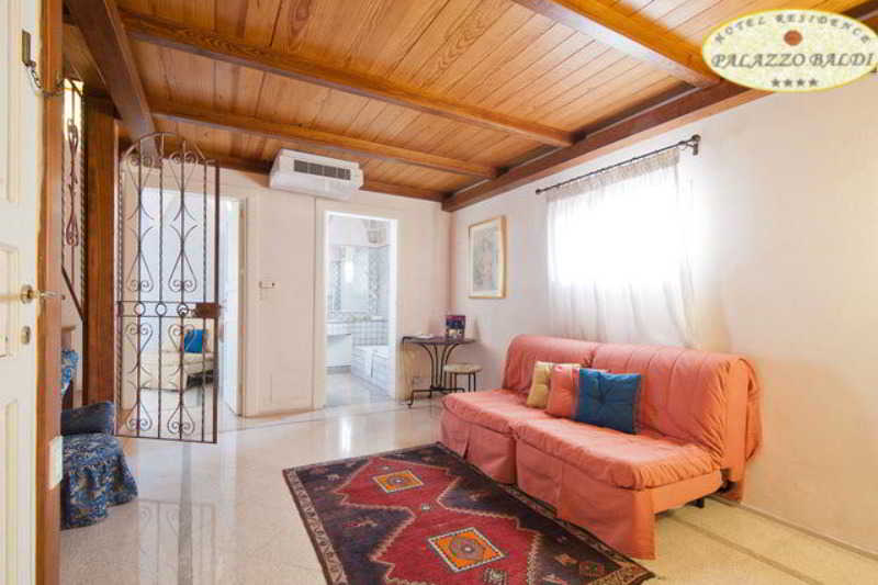 Room
 di HOTEL RESIDENCE PALAZZO BALDI