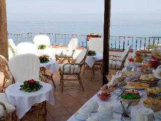 General view
 di Blu Tropea Maison